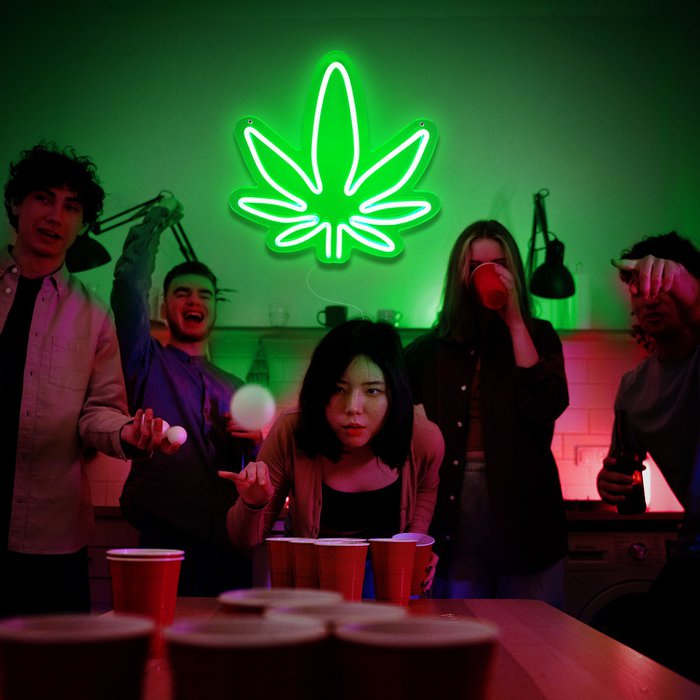 Weed Neon Lamp – LED Cannabisblatt USB-Leuchte, 32 cm