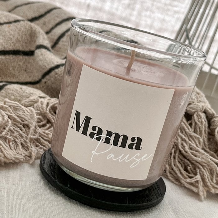 Duftkerze „Mama Pause“ – Zirbe, Rapswachs, Glas mit Holzdeckel