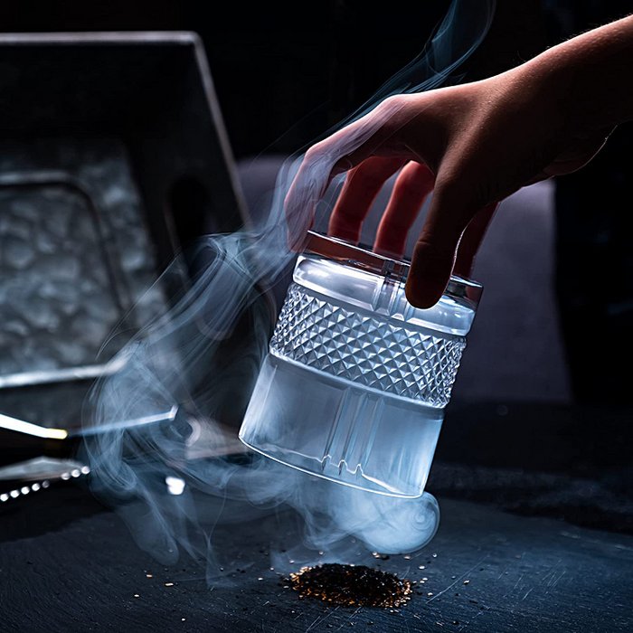 ROCKS™ Eco Crystal Reserve – Whiskeygläser aus emissionsfreiem Kristall in Goldfolien-Box