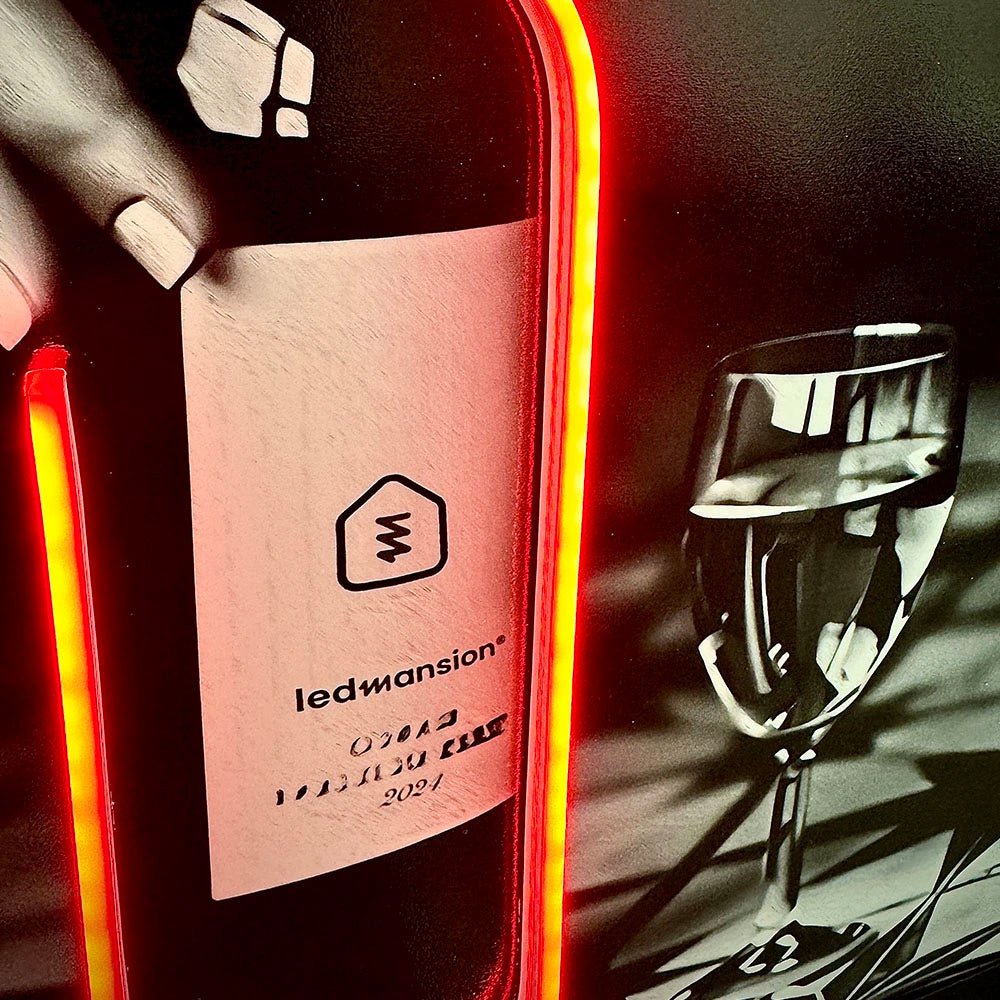 LEDMansion LED-Wandbild Verführung & Wein 40x60cm - Moderne Wandkunst