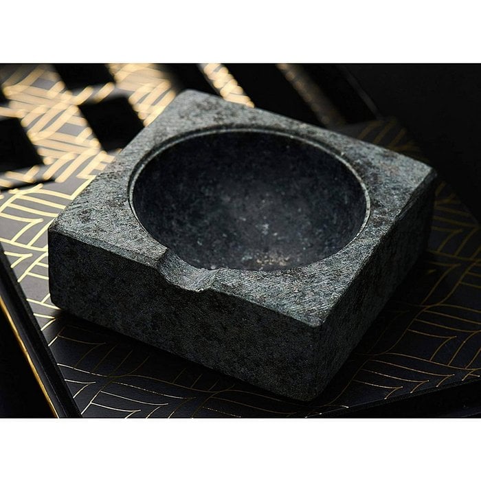 ROCKS™ Gentleman’s Whiskey & Cigar Geschenkset – Granit Aschenbecher, Cutter & 6 Kühlsteine