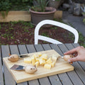 Cheese Board And 3 Mouse Knives Kikkerland Bild 1