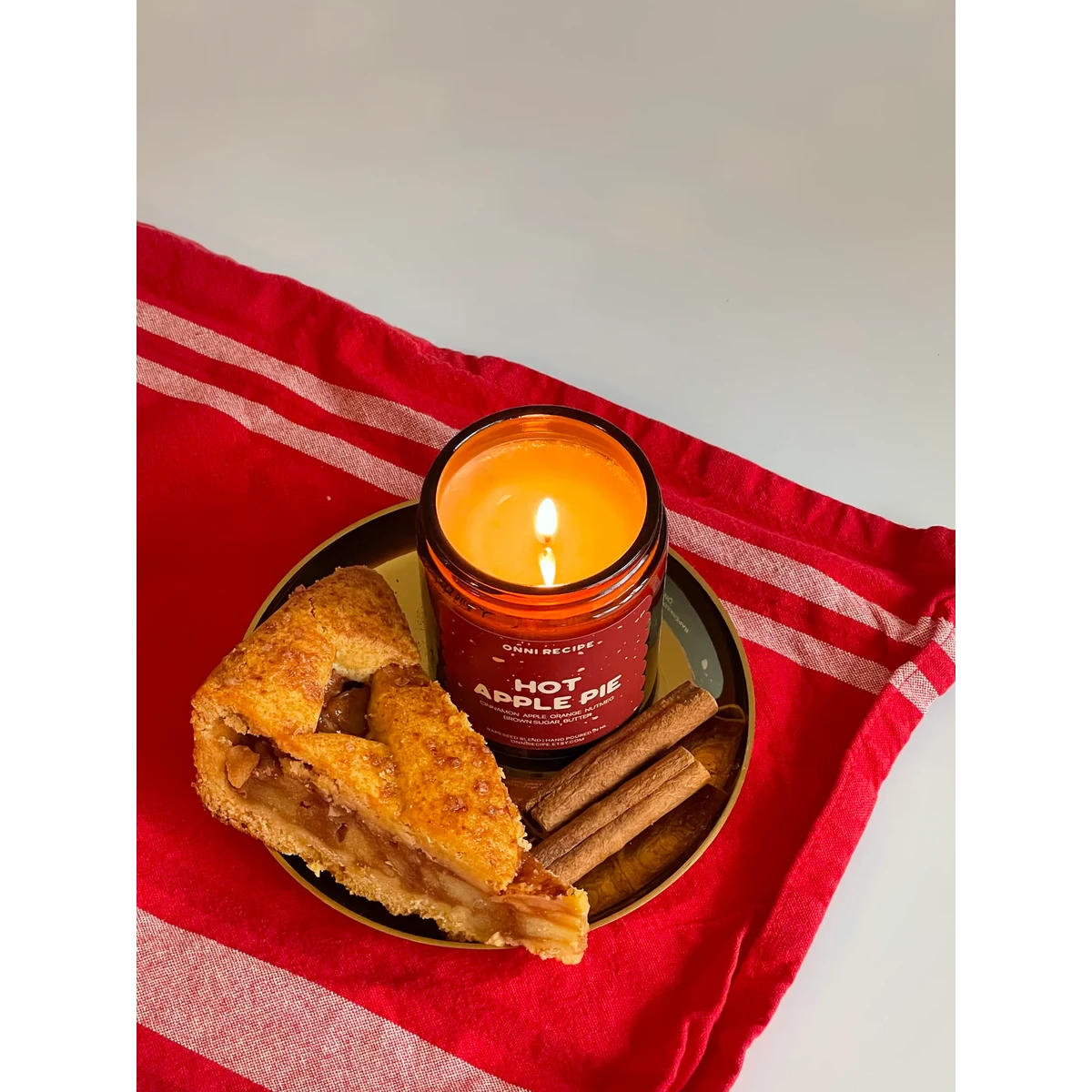 Onni Recipe Duftkerze Heißer Apfelkuchen | Vegane Rapsöl-Kerze 170ml