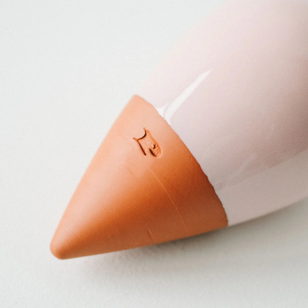 Handgefertigte Feuchtigkeitsspendende Olla aus Keramik, optimal für die Pflanzenbewässerung