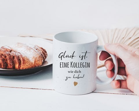 Spruchtasse „Glück ist …“ – Geschenk-Tasse in Varianten für Schwester, Bruder, Sohn, Tante (330 ml, beidseitig bedruckt)